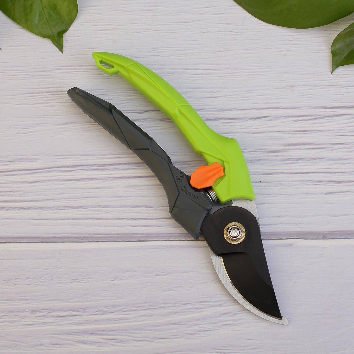 SP009 Professional Pruning Shears For Gardening 2024